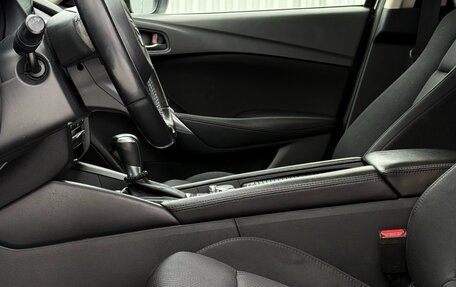 Mazda 6, 2017 год, 1 840 000 рублей, 12 фотография