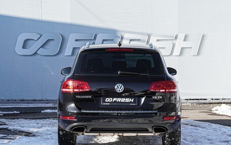 Volkswagen Touareg III, 2012 год, 2 049 000 рублей, 4 фотография