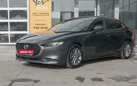 Mazda 3, 2020 год, 1 878 000 рублей, 2 фотография