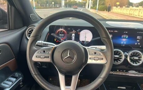 Mercedes-Benz GLB, 2021 год, 2 950 000 рублей, 11 фотография