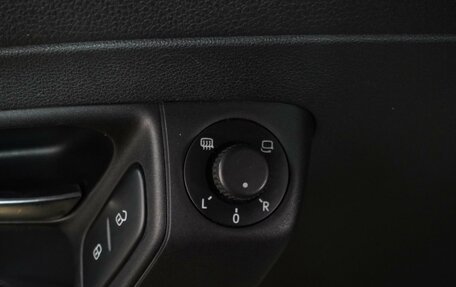 Volkswagen Polo VI (EU Market), 2019 год, 1 149 000 рублей, 12 фотография