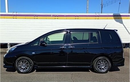 Toyota ISis I, 2015 год, 1 150 000 рублей, 5 фотография