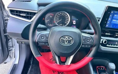 Toyota Corolla, 2022 год, 1 300 008 рублей, 9 фотография