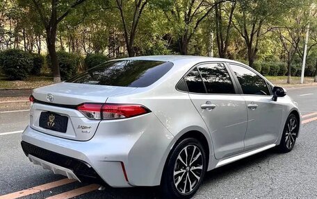 Toyota Corolla, 2022 год, 1 300 008 рублей, 4 фотография