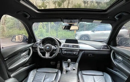 BMW 3 серия, 2018 год, 1 810 000 рублей, 13 фотография