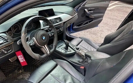 BMW 3 серия, 2018 год, 1 810 000 рублей, 9 фотография