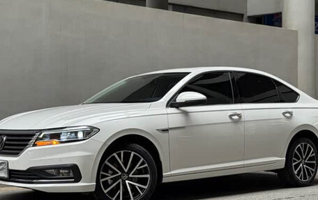 Volkswagen Lavida, 2022 год, 1 750 000 рублей, 1 фотография