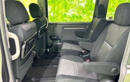 Honda Stepwgn IV, 2017 год, 1 420 000 рублей, 8 фотография