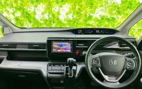 Honda Stepwgn IV, 2017 год, 1 420 000 рублей, 9 фотография