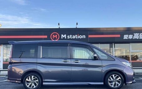 Honda Stepwgn IV, 2017 год, 1 530 000 рублей, 6 фотография