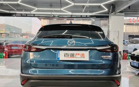 Mazda CX-4, 2022 год, 1 950 055 рублей, 7 фотография