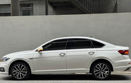 Volkswagen Lavida, 2022 год, 1 750 000 рублей, 5 фотография