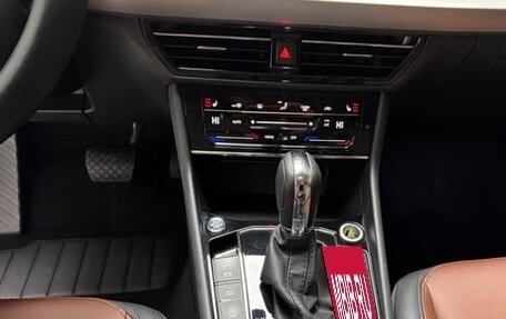 Volkswagen Lavida, 2022 год, 1 750 000 рублей, 12 фотография