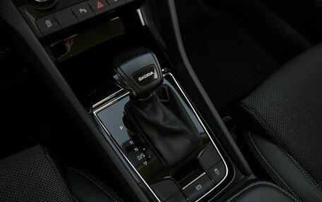 Skoda Karoq I, 2021 год, 2 448 000 рублей, 12 фотография