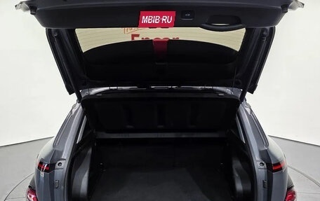 Hyundai Kona, 2023 год, 1 730 000 рублей, 8 фотография