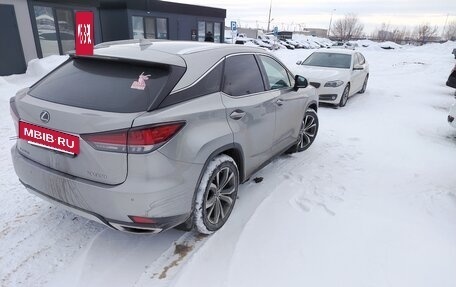 Lexus RX IV рестайлинг, 2019 год, 4 599 000 рублей, 10 фотография