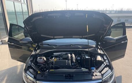 Volkswagen Bora, 2023 год, 1 720 000 рублей, 9 фотография