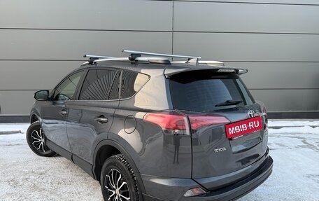 Toyota RAV4, 2015 год, 1 960 000 рублей, 3 фотография