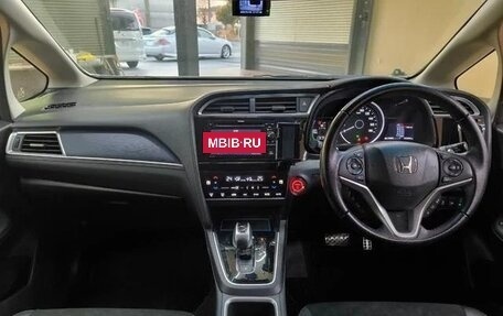 Honda Shuttle II, 2017 год, 1 119 000 рублей, 21 фотография