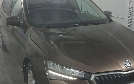 Skoda Rapid II, 2021 год, 950 000 рублей, 1 фотография