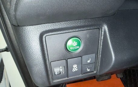 Honda Vezel, 2022 год, 1 440 000 рублей, 19 фотография