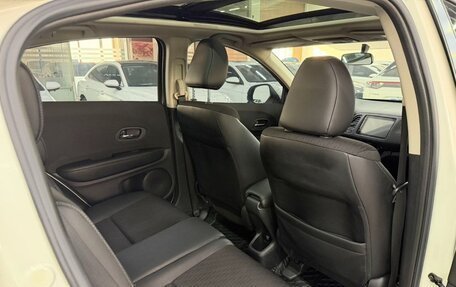 Honda Vezel, 2022 год, 1 440 000 рублей, 18 фотография