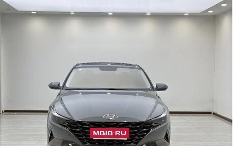 Hyundai Elantra, 2023 год, 1 390 000 рублей, 2 фотография
