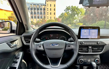 Ford Focus IV, 2022 год, 1 040 555 рублей, 8 фотография