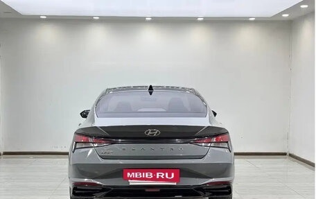 Hyundai Elantra, 2023 год, 1 390 000 рублей, 5 фотография