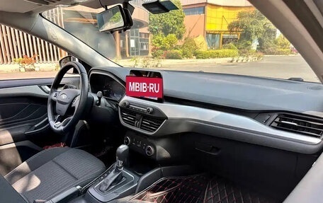 Ford Focus IV, 2022 год, 1 040 555 рублей, 9 фотография