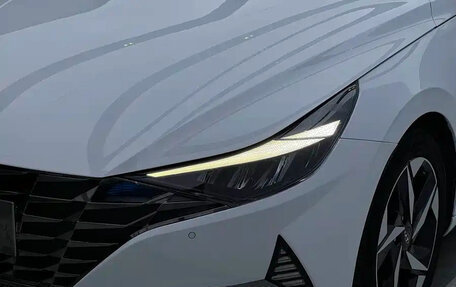 Hyundai Elantra, 2023 год, 1 380 000 рублей, 5 фотография