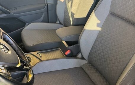 Volkswagen Tiguan II, 2017 год, 1 900 000 рублей, 10 фотография