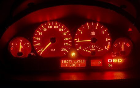 BMW 3 серия, 2002 год, 490 000 рублей, 12 фотография