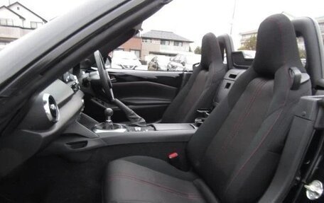 Mazda Roadster IV (ND), 2018 год, 1 400 000 рублей, 32 фотография