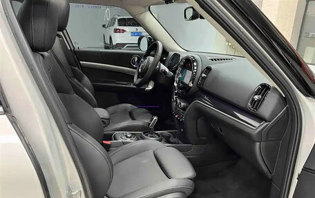 MINI Countryman II (F60), 2022 год, 1 890 000 рублей, 12 фотография