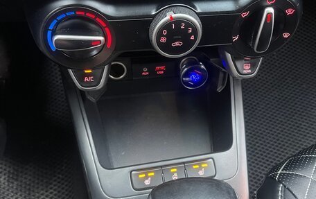 KIA Rio IV, 2019 год, 780 000 рублей, 7 фотография