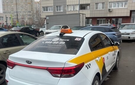 KIA Rio IV, 2019 год, 780 000 рублей, 2 фотография