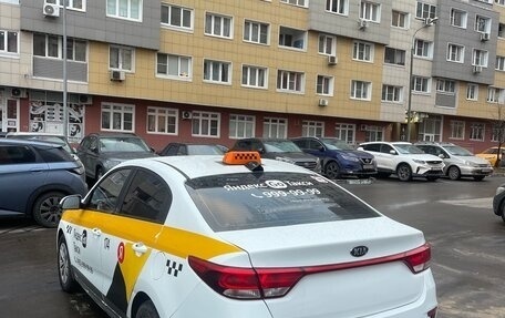 KIA Rio IV, 2019 год, 780 000 рублей, 1 фотография