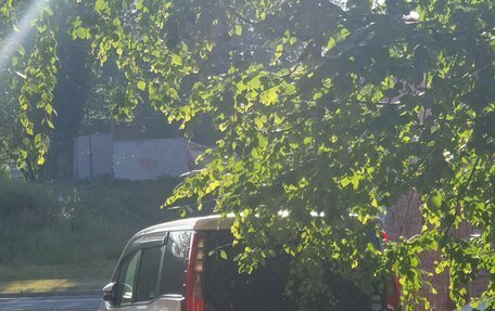 Toyota Esquire I, 2015 год, 2 400 000 рублей, 19 фотография