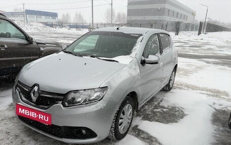 Renault Sandero II рестайлинг, 2018 год, 870 000 рублей, 2 фотография