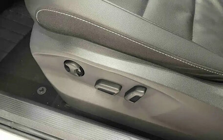 Volkswagen T-Roc I, 2023 год, 1 570 000 рублей, 18 фотография