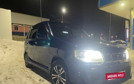 Nissan Cube II, 2001 год, 135 000 рублей, 5 фотография