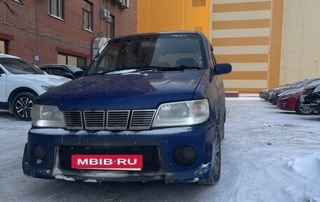Nissan Cube II, 2001 год, 135 000 рублей, 4 фотография