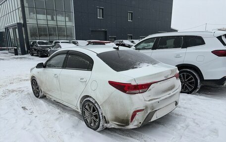 KIA Rio IV, 2018 год, 1 256 000 рублей, 3 фотография