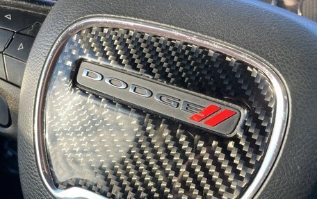 Dodge Challenger III рестайлинг 2, 2020 год, 4 100 000 рублей, 5 фотография