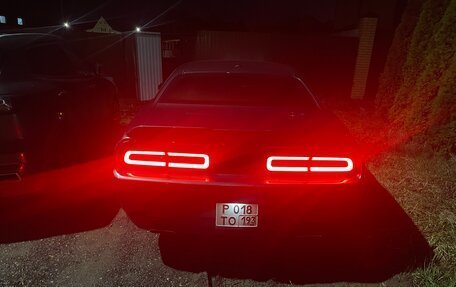 Dodge Challenger III рестайлинг 2, 2020 год, 4 100 000 рублей, 7 фотография