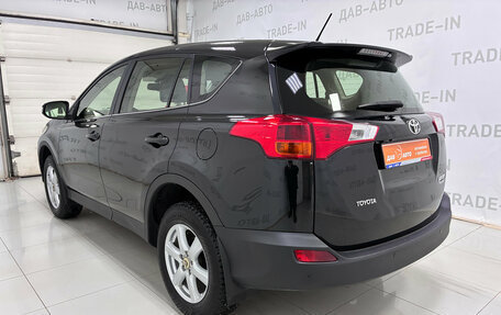Toyota RAV4, 2013 год, 1 850 000 рублей, 6 фотография