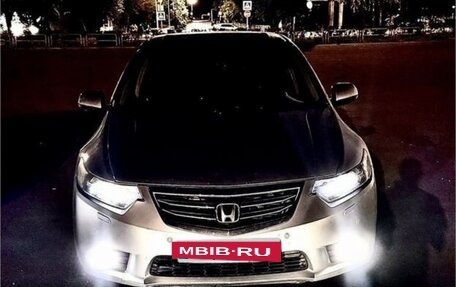 Honda Accord VIII рестайлинг, 2011 год, 1 100 000 рублей, 14 фотография