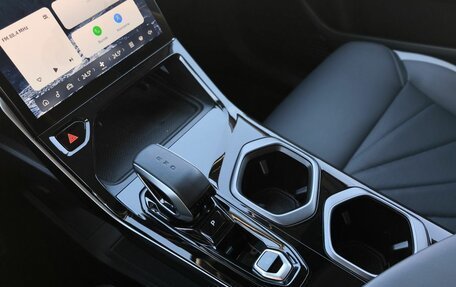 Geely Atlas, 2024 год, 2 950 000 рублей, 24 фотография