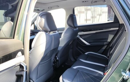 Geely Atlas, 2024 год, 2 950 000 рублей, 12 фотография